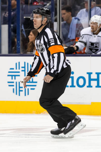 Refs #30 Kendrick Nicholson and #14 Trevor Hanson work Flames vs. Kings with #65 Tommy Hughes and #58 Ryan Gibbons scoutingtherefs.com/2024/04/44624/… #Flames #GoKingsGo #CGYvsLAK #NHL