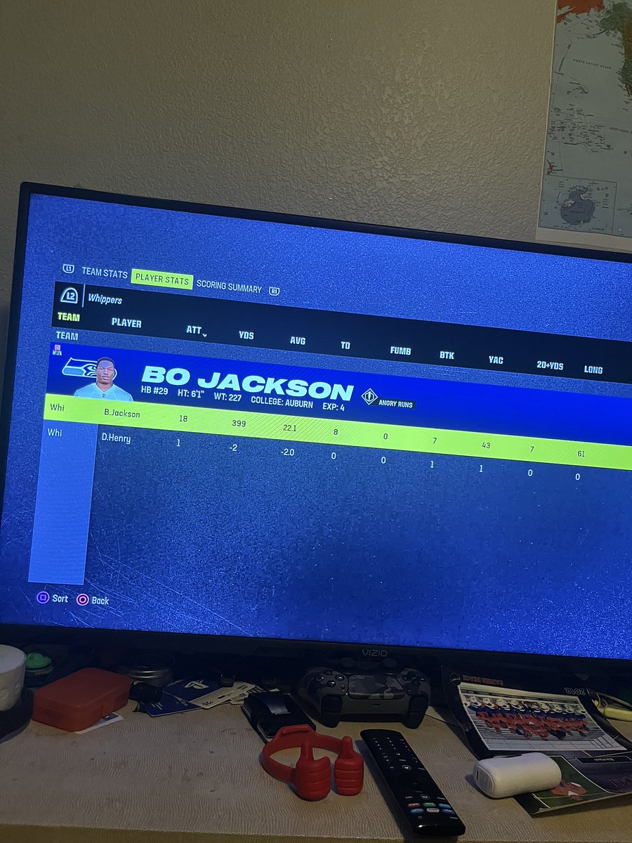 jacquezcharles3's tweet photo. am i nice or what @PapaMeagzz ???😂 https://t.co/UWxkXN4FsU