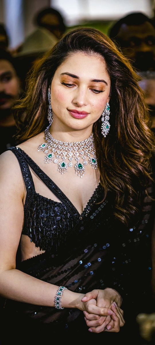 Tamannaah 🤍🤤! 
That black 🖤🦋

#snapvooxTamannaah 
#TamannaahBhatiahot
#Tamannaahhot | #snapvoox
#snapvooxTamannaahBhatia
#TamannaahBhatia | #Tamannaah

𝙏𝙝𝙧𝙚𝙖𝙙 🪡🧵 (4/♾️)