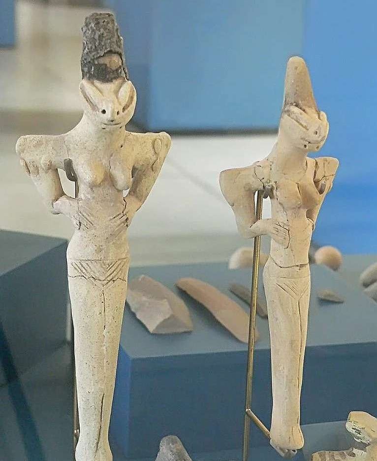 Ubayd statuettes.

Al-Ubayd is a veritable artifact clondike for archaeologists and historians. A large number of elements of the El-Obeid culture, which existed in southern Mesopotamia from 5900 to 4000 BC, have been found at this site in Iraq. 

However, some of the artifacts…