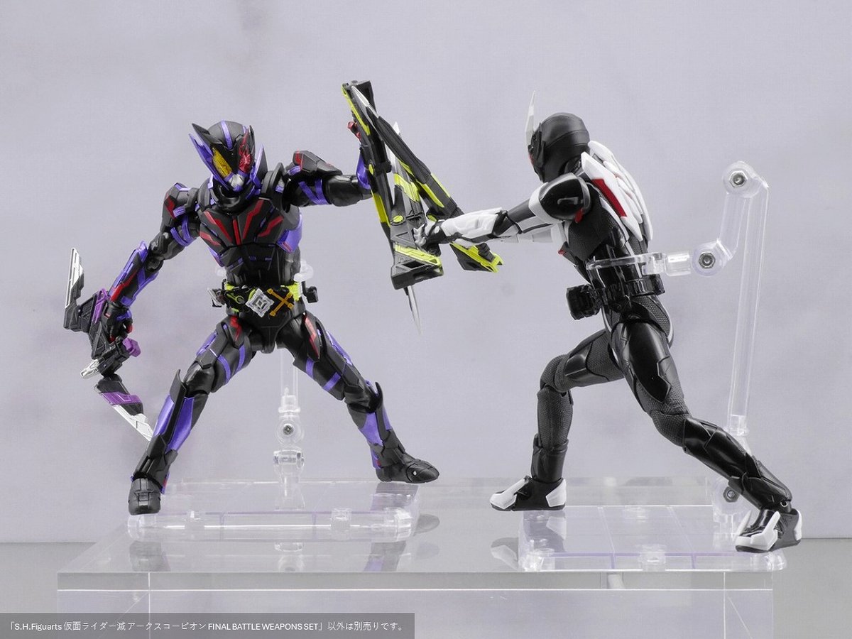 【#魂ストア 展示情報】

「S.H.Figuarts #仮面ライダー滅 アークスコーピオン FINAL BATTLE WEAPONS SET」
を追加展示いたしました！

「アタッシュアロー」
「アタッシュカリバー」
「サウザンドジャッカー」
「プログライズホッパーブレード」
が付属し、劇中のクライマックスを再現可能！…