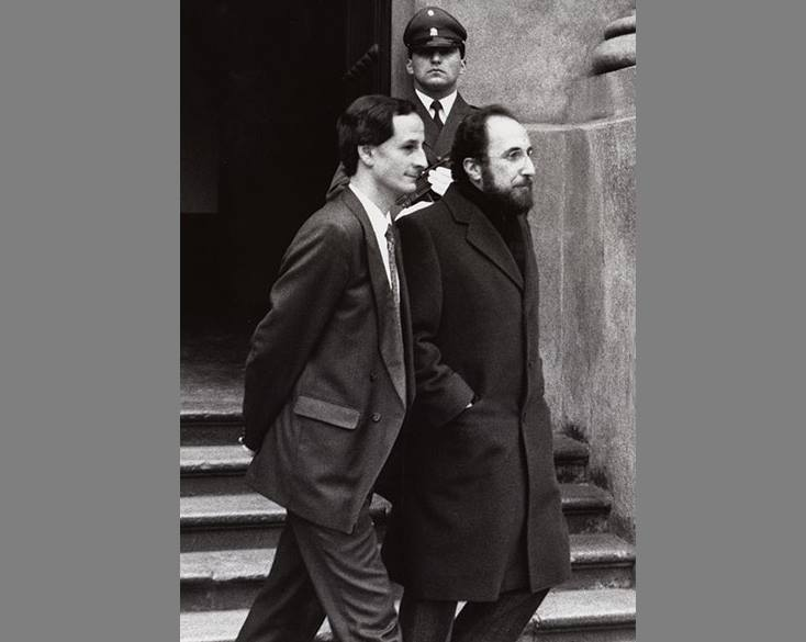 Palacio de La Moneda: Luis Larraín Arroyo y Sergio Melnick Israel, después de amarrar y atar bien atado (algunas cosillas de Mideplán), que ordenó el dictador en el año 1989. Foto de Sergio Cáceres.