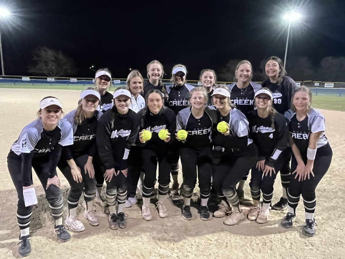 Sweep of Marysville, not too traditionally but we got the job done. 12-9 in extras and 16-11. These four set the new single season record for home-runs for #team28. More to tack on, more work to do. #together #nomatterwhat 🥎🤍🖤