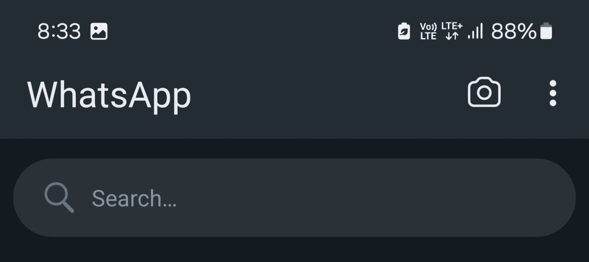 sakovi's tweet photo. What's with this big a** search bar?? Taking up the space and doing nothing @WhatsApp https://t.co/Zmaqi1t3J0