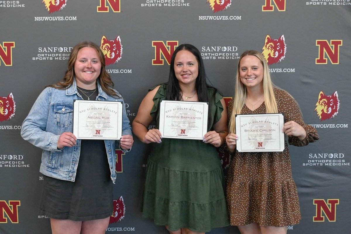Maroon Tie 🐺 Celebrating the academic achievements of our softball student-athletes!! 1️⃣1️⃣ ladies honored tonight for a 3.5 or higher cumulative GPA 4️⃣ Myles Brand Award Winners - Alex Arndt, Lexi Chase, Abby Rux, & Elly Smith 🏆 Kelley Award Nominee - Alex Arndt