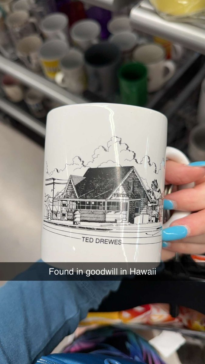 Went to Goodwill in Waikaloa today, found a Ted Drewes mug