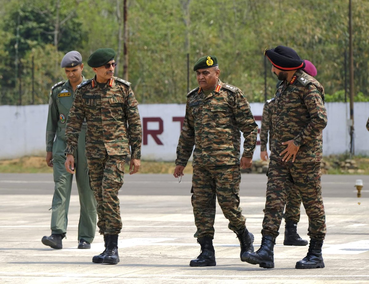 General Manoj Pande, #COAS visited #Rangapahar Military Station & reviewed the operational preparedness of #SpearCorps. During the visit, the #COAS interacted with troops and commended. #progressingJK#NashaMuktJK #VeeronKiBhoomi #BadltaJK #Agnipath #Agniveer #Agnipathscheme