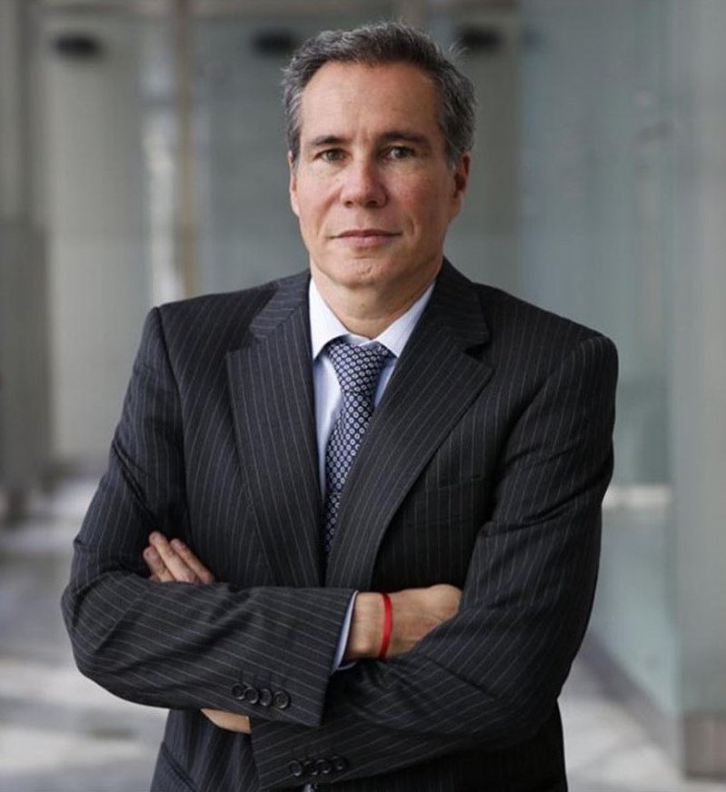 JonatanVialeXD's tweet image. Que esta imagen nunca se borre de la memoria de todos los argentinos. Si sos de los que pedís justicia por el Fiscal Alberto Nisman. Pone &quot;Si&quot; en un comentario y compartí.👇🔁