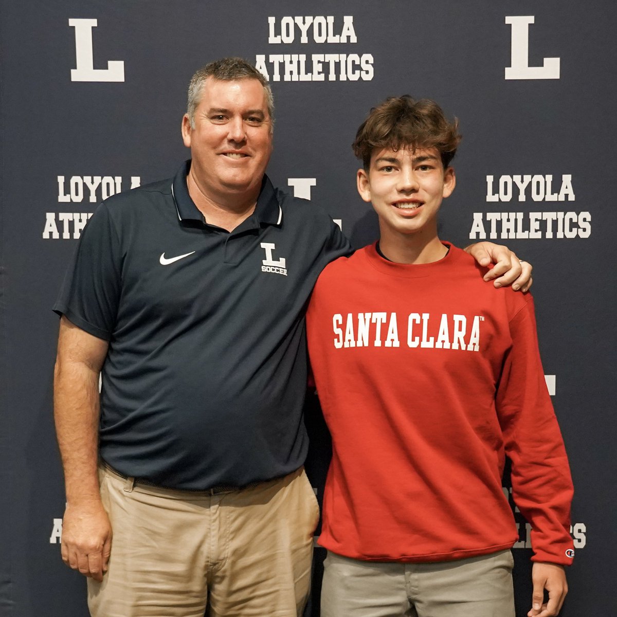 𝙎𝙄𝙂𝙉𝙀𝘿 ✍️✅ • Congrats to our senior midfielder and All-CIF honoree Andrew Sullivan ’24 on signing with Santa Clara at today’s Spring Signing Day Ceremony. Big time player headed to @SCUBroncoSoccer! #LoyolaSoccer | #GoCubs | #C4L