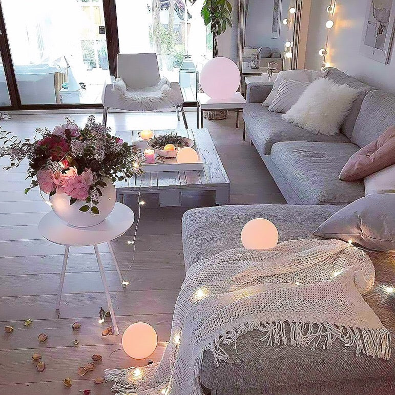 Ball Light Decoration
20% OFF
A warm and cozy space for you!
CODE:DEAL20
#homedecor #indoordecor #indoordesign #cozyroom #lightdecor #warmandcozy