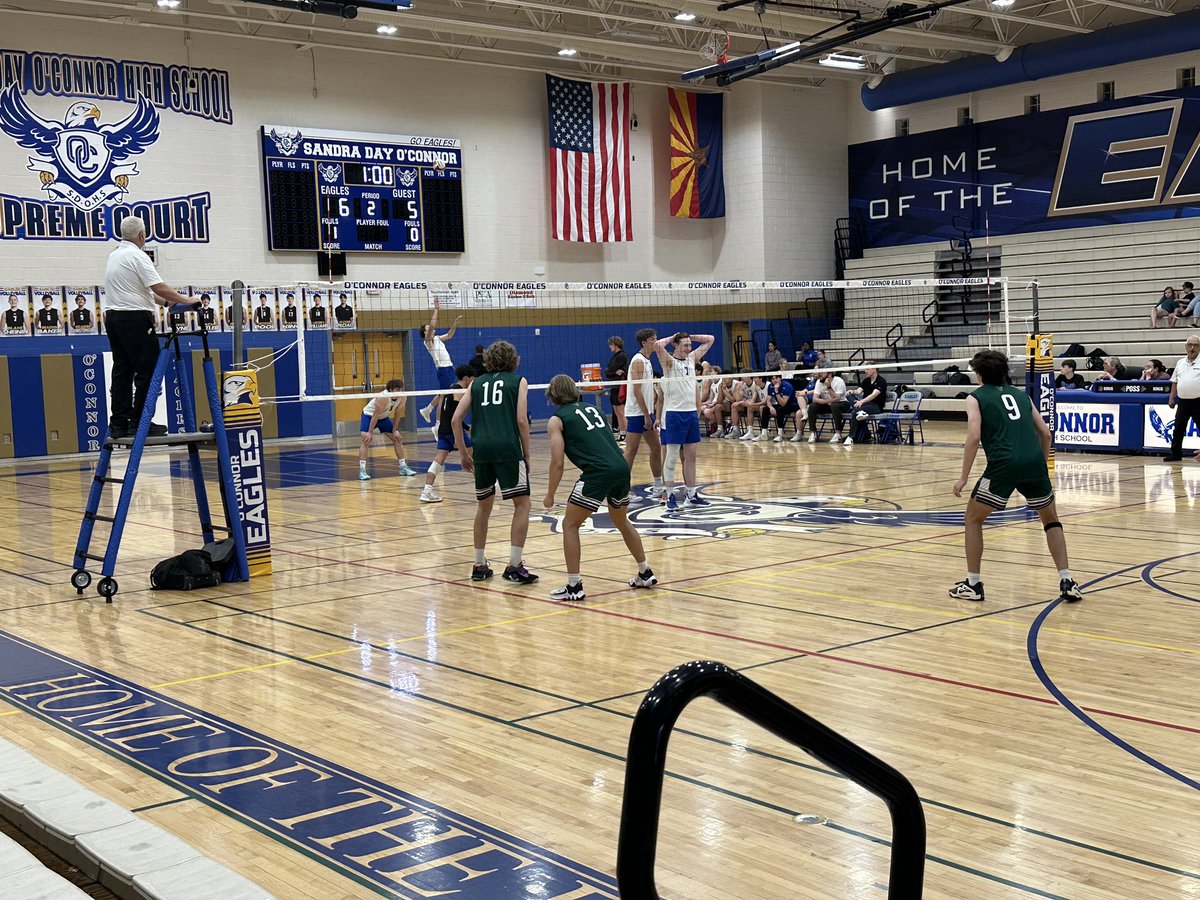 O’Connor athletics in full force this afternoon with volleyball up big on Sunnyslope, baseball wins in bottom of the 7th vs Pinnacle, track recognizes 75 seniors on senior night, and softball is cranking! @DVUSD @OConnor_MVB @OCTrack_Field @OCONNORSoftball @SDOathletics