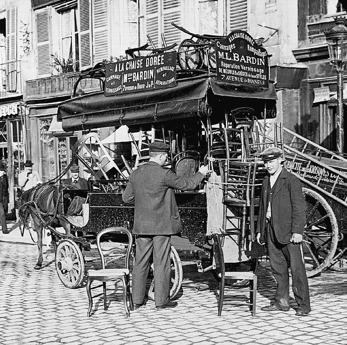 Rempailleur de chaises. Années 1900. Paris