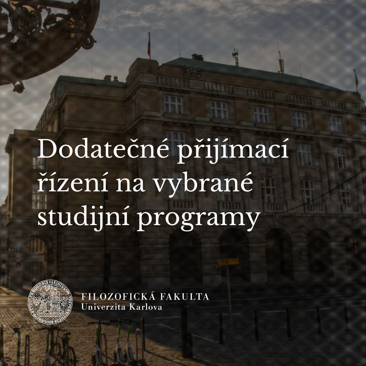 ✍️ Až do 12. 8. je možné si podat přihlášku na vybrané bakalářské a navazující magisterské studijní programy na FF UK. Chcete vědět víc? Všechny potřebné informace a kompletní přehled nabízených studijních programů naleznete na: ff.cuni.cz/2024/04/bylo-v….