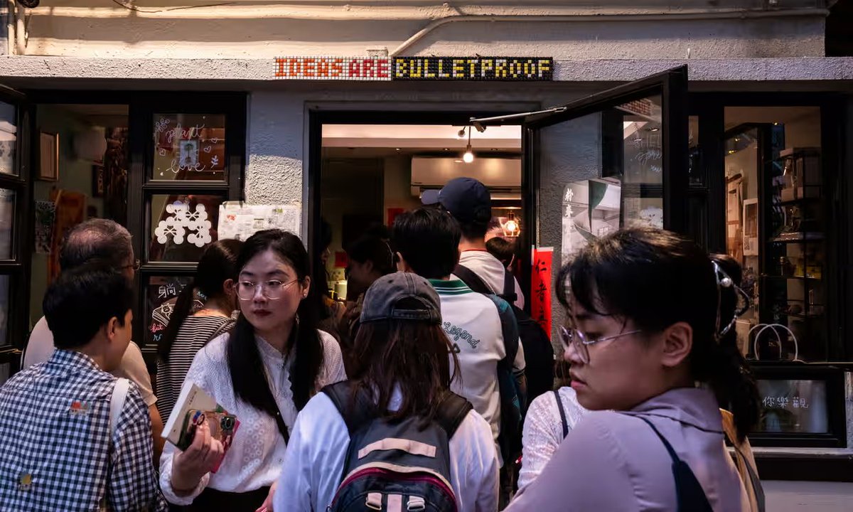 ‘The old days are no more’: #HongKong goes quiet as security laws tighten their grip. NGOs and bookshops are closing, media organisations are leaving and democracy activists are on trial theguardian.com/world/2024/apr…