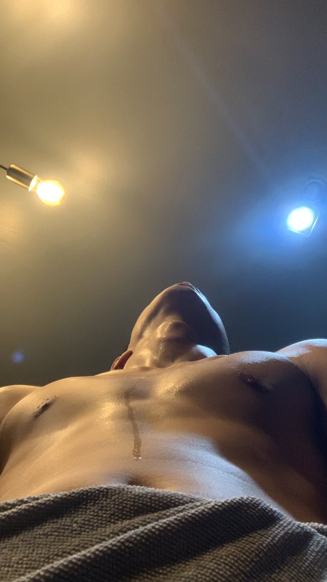 ItsYahBoyLuan's tweet photo. Today’s Episode @nxs_spa 

init ngayon 🥵 sana may mag pa ice coffee 🥺 https://t.co/11ArA8V3KX