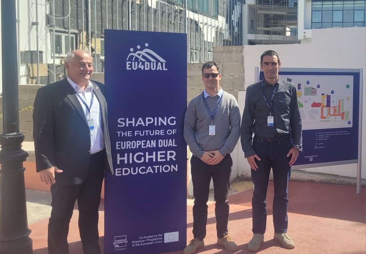 Miguel_Altuna's tweet photo. 👩💼LCAMP eta Bridges 5.0 proiektuei lotutako aurkezpenak egin ditugu #EU4DUAL eko urteroko konferentzian
#LCAMP #DualHigherEducation #Futureofwork #CollaborativeLearningFactory https://t.co/CwxXdVyjaQ