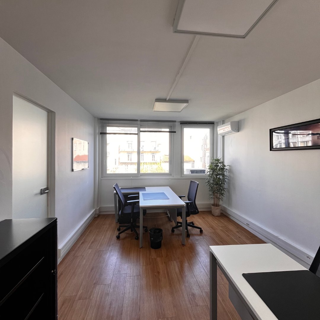 A la recherche de bureau en centre ville de Marseille? Venez visiter les bureaux disponibles 🤓
centreatlas.com/location-burea…

#marseillemaville #marseille #coworkingmarseille #businesscenter