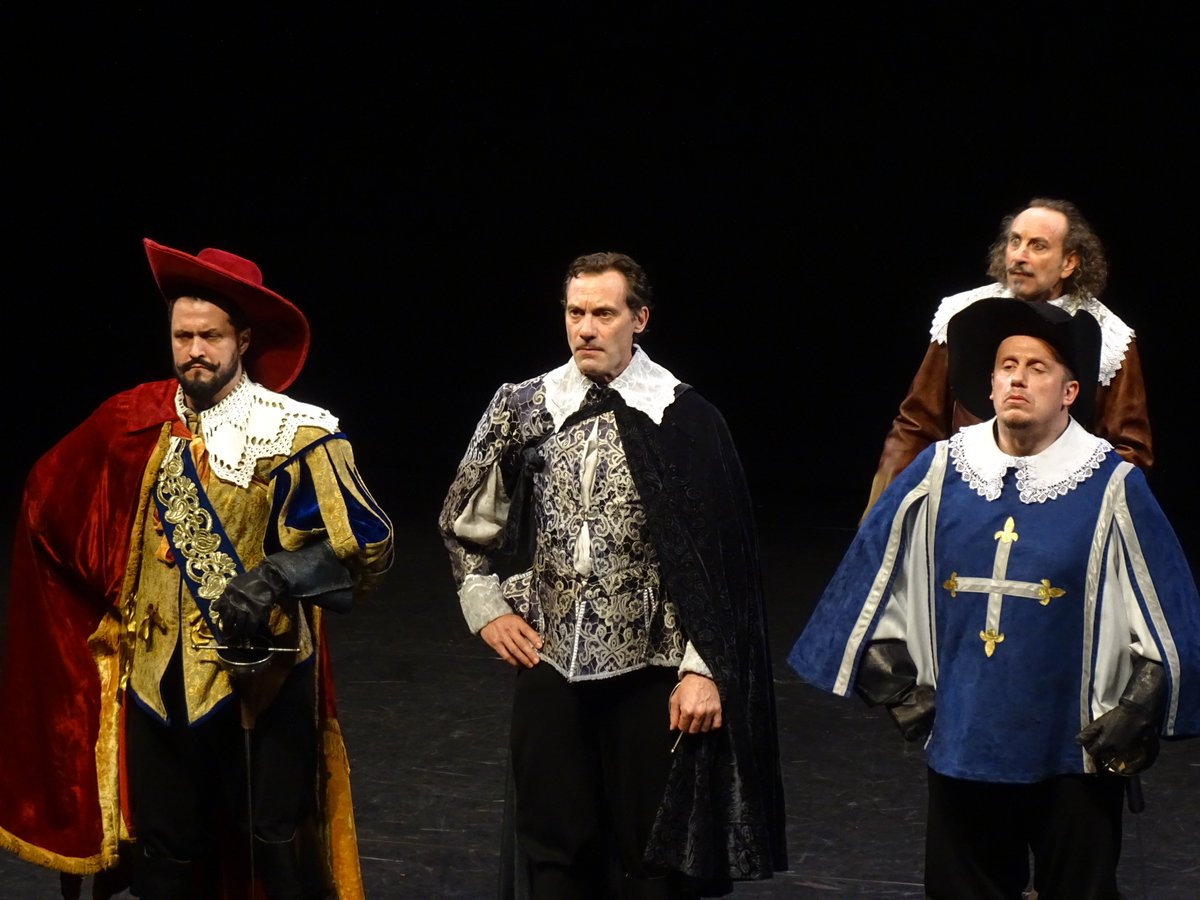 SemaphoreCeb's tweet image. Les Trois Mousquetaires, Le Grenier de Babouchka ▪ 11/04/2024 📷 Sémaphore