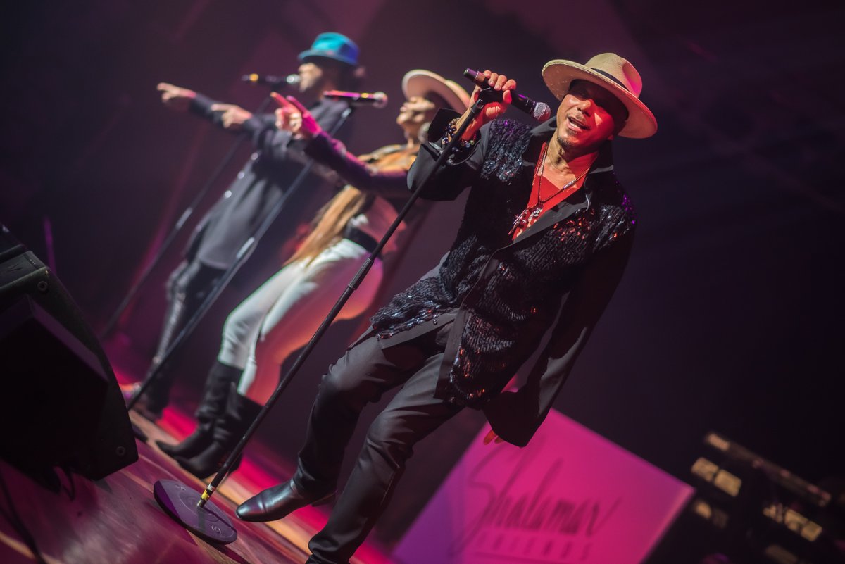 Don't miss Shalamar's Greatest Hits Tour with special guest Gwen Dickey, the voice of Rose Royce on Tue 4 Jun! 🎶A Night To Remember🎶Take That to The Bank 🎶Second Time Around🎶Make That Move🎶Dead Giveaway🎶Disappearing Act🎶Over & Over Book now at victoriatheatre.co.uk