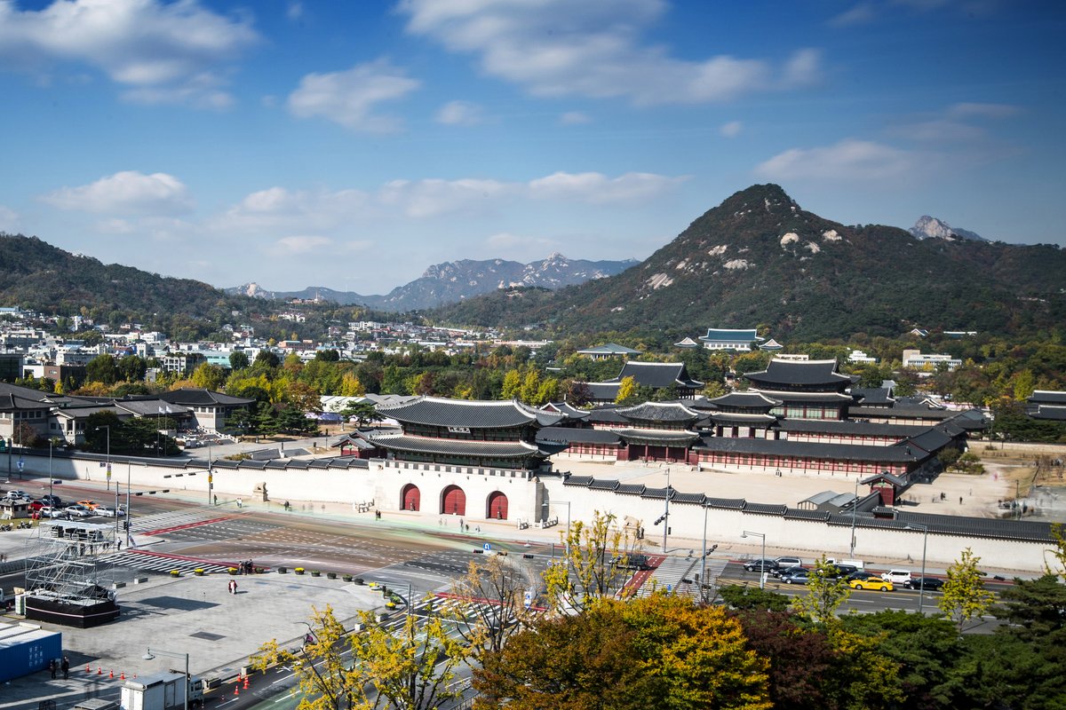 📢 Buenas noticias para los viajeros a 🇰🇷 Ha salido un pase libre a los principales palacios de Seúl: Gyeongbokgung, Changdeokgung, Deoksugung, Changgyeonggung y Gyeonghuigung; y tambien el Santuario de la Realeza Jongmyo 😀 🔸Para más información: bit.ly/3vERYpn