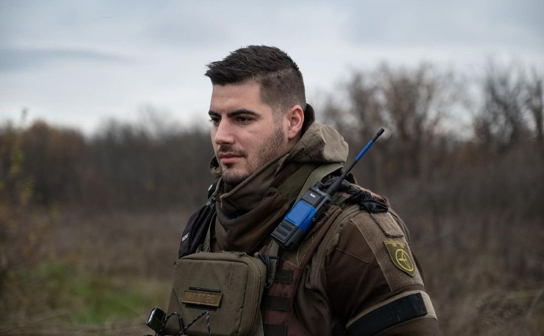 sluganarodu_pp's tweet photo. ⚡️ There can be no #demobilization with such intensity of hostilities in #Ukraine

🟢 Yuriy Fedorenko, deputy of the Kyiv City Council from the Servant of the People party, commander of the “Achilles” battalion of the 92nd Separate Brigade:

💬 "We are not talking about demobilization in 12, 24 or 36 months, otherwise we will bleed the army, lose territory and people, and the roads will be crowded again because of evacuation. To ensure the social rights of servicemen, we need rotations, recuperation and vacations, which will be possible only as a result of a fair and adequate #mobilization campaign"