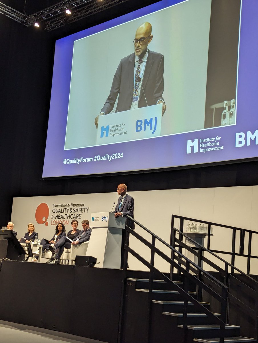 The incredible @Vin_Diwakar talking about his work at NHS england as transformation director. So pleased to hear him mention personalised care as vital for the future @QualityForum @AimeeRobson4 @debbiedraper70