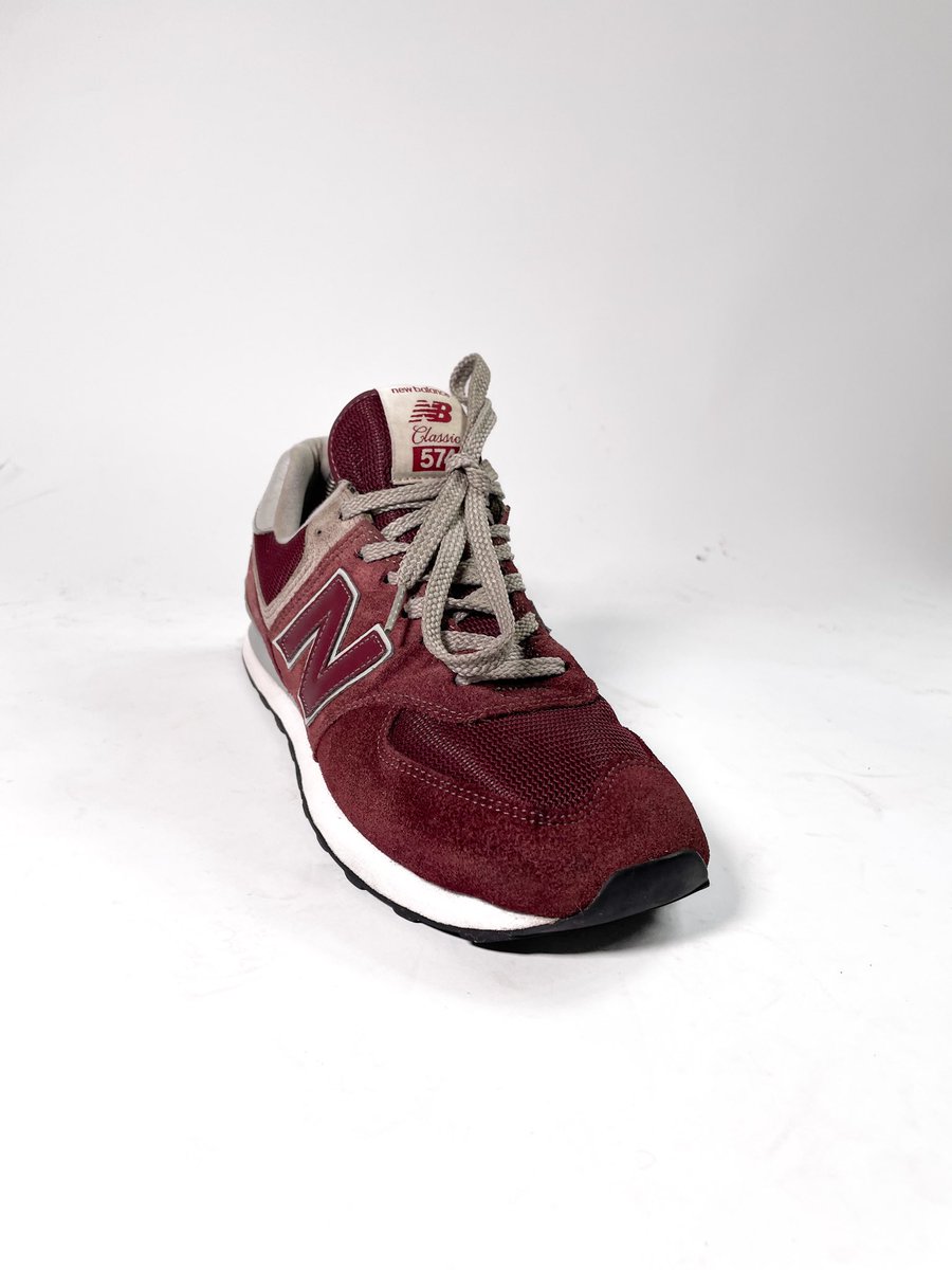 getyoureup's tweet photo. New Balance 
U.K 9
N16,000 

https://t.co/JHxwRS0xsF https://t.co/EKYj04B2OQ