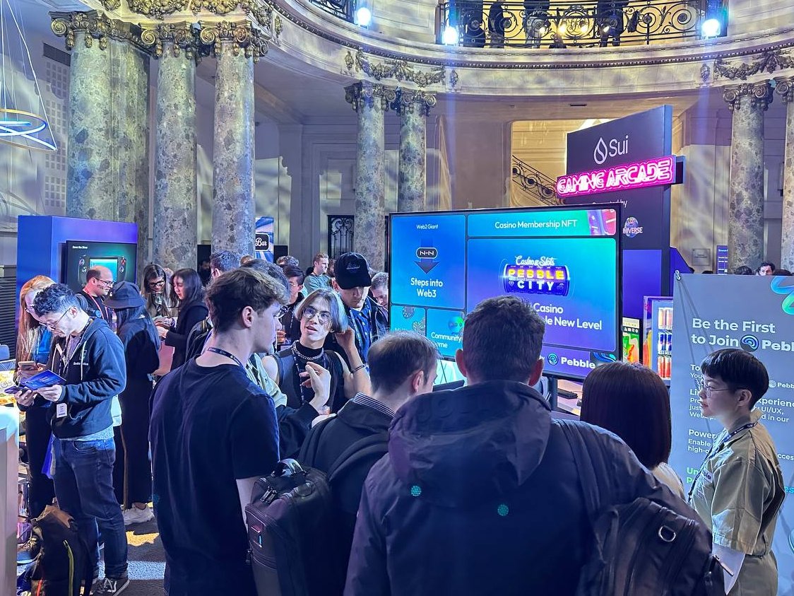 PebblePlay's tweet photo. 🧵#1 #SuiBaseCamp was an absolute blast🥳
Huge thanks to everyone who dropped by to playtest  @Pebble_City🎰! It was a great opportunity to mingle with fellow Sui builders, and to hear your thoughts on our game🔥
