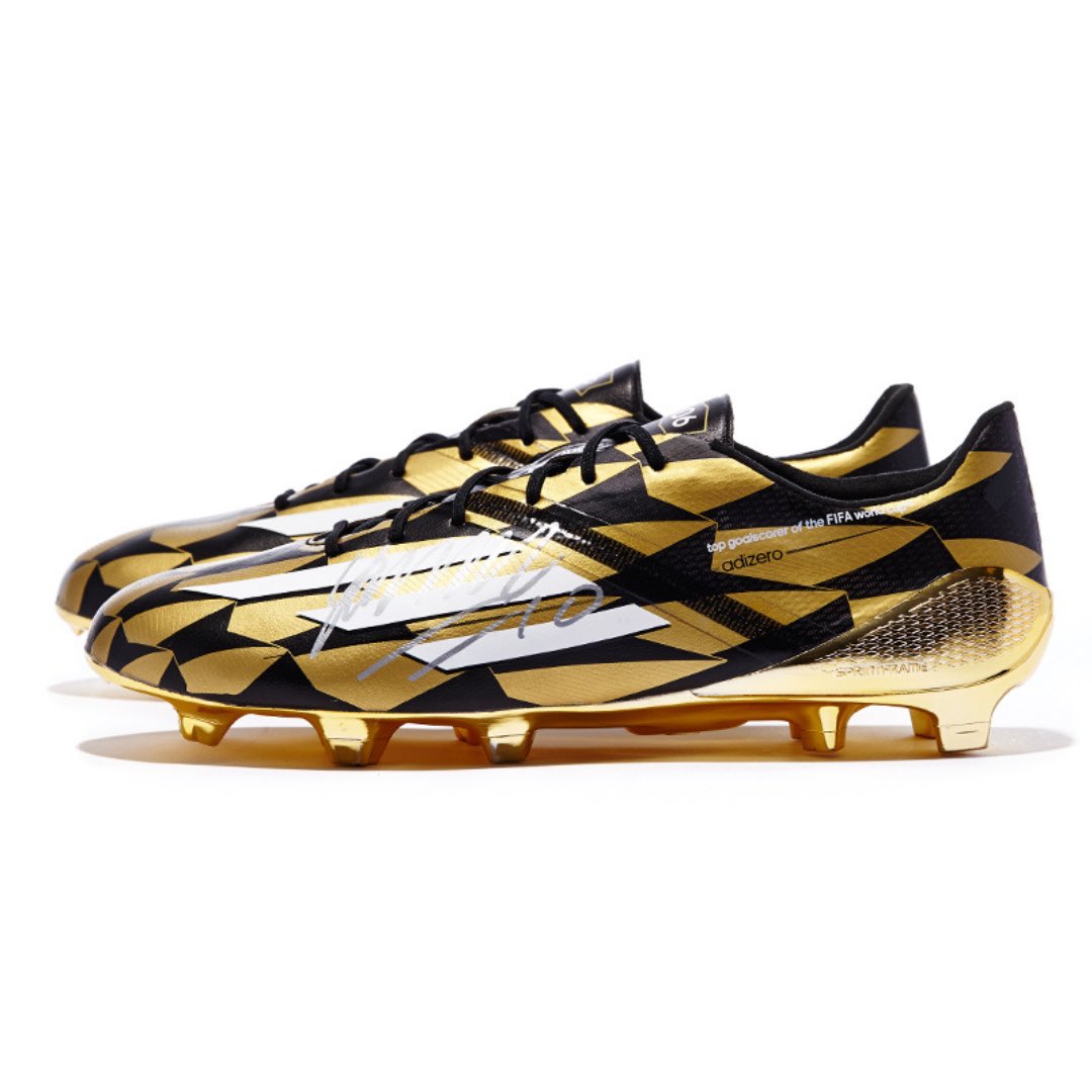 Pairs you might not of known were released! 

James Rodriguez was given his own special edition F50 Adizero from @adidasfootball to celebrate being the golden boot winner at the 2014 World Cup in Brazil. They feature recognition of the amount scored on each tongue and Top…