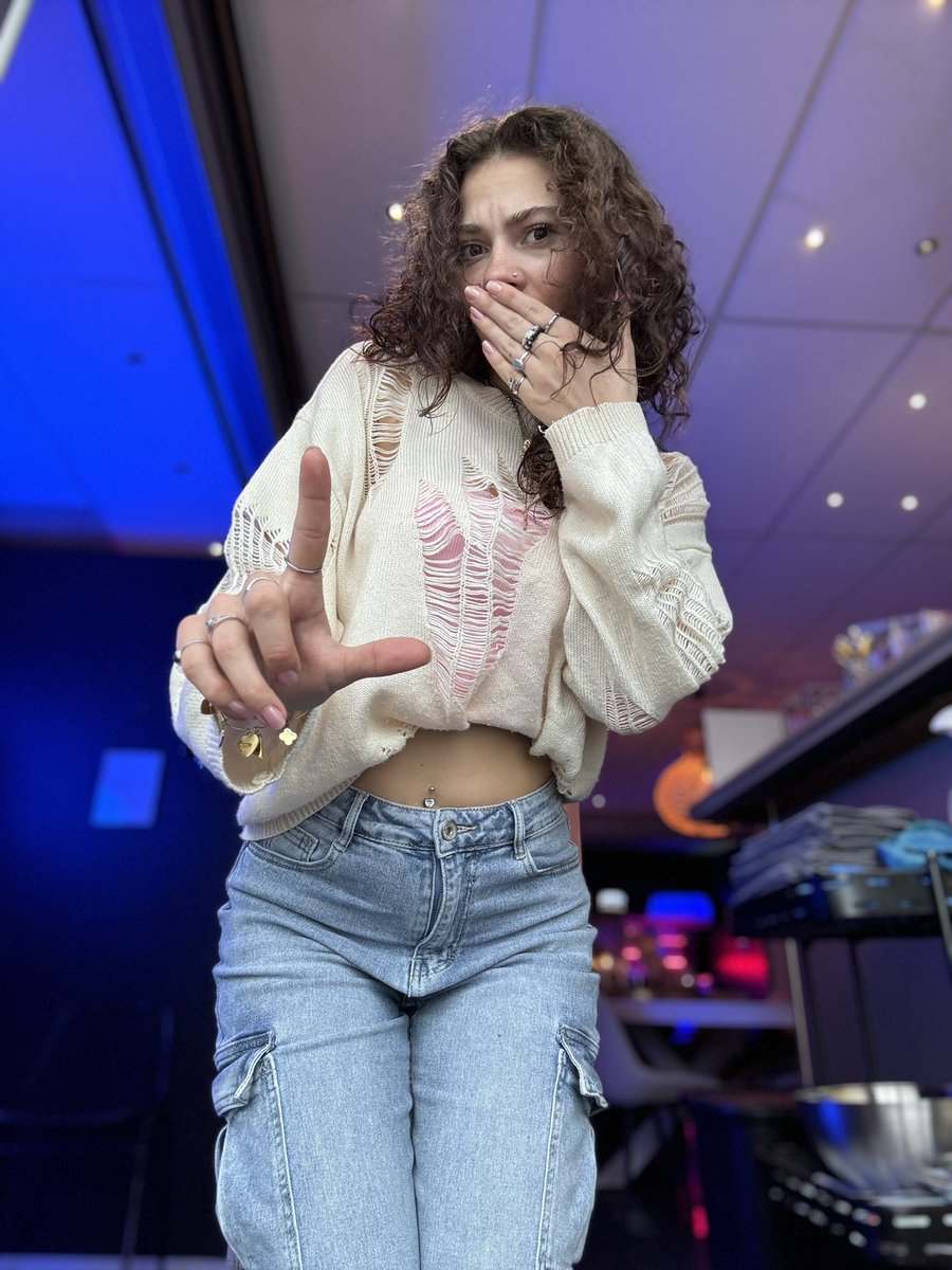 enchantingbully's tweet image. Goedemorgen findom, 
Welke sletje mag ik vandaag eens even lekker gebruiken🥰

Findomnl cashpig paypignl goddessworship loser humiliationkink feet cei sph humanatm wallets dutchdomme findomme