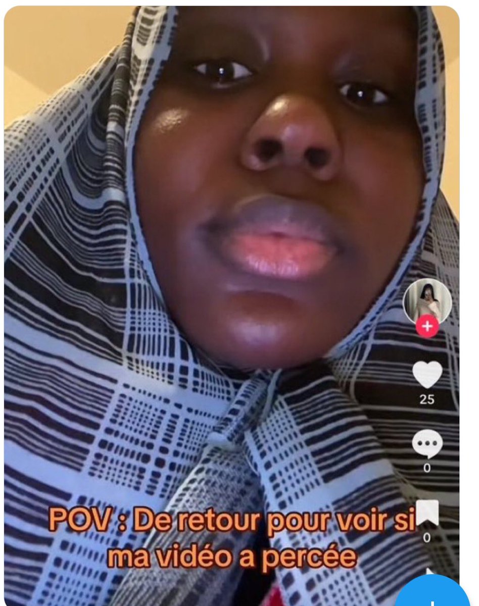 Voilà la racaille par qui le scandale arrive , le visage du prosélytisme islamiste cette moins que rien douteuse de merde. Moi je soutiens #GeoxStrasbourg et son courageux gérant. J'invite ces islamistes à essayer de faire cela en Corse ils seront reçus 💪