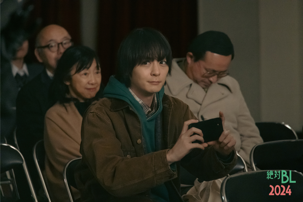 zettaiBL_final's tweet photo. 💬第4話【VS学園祭】あらすじ 

高校の学園祭を訪れたモブ。舞台上では男たちによる「シンデレラ」が上演されていた。カメラを片手に弟・綾人の出番を待つモブであったが…。

#絶対BL #絶対BL2024 #Lemino https://t.co/eA4MF1e1zz