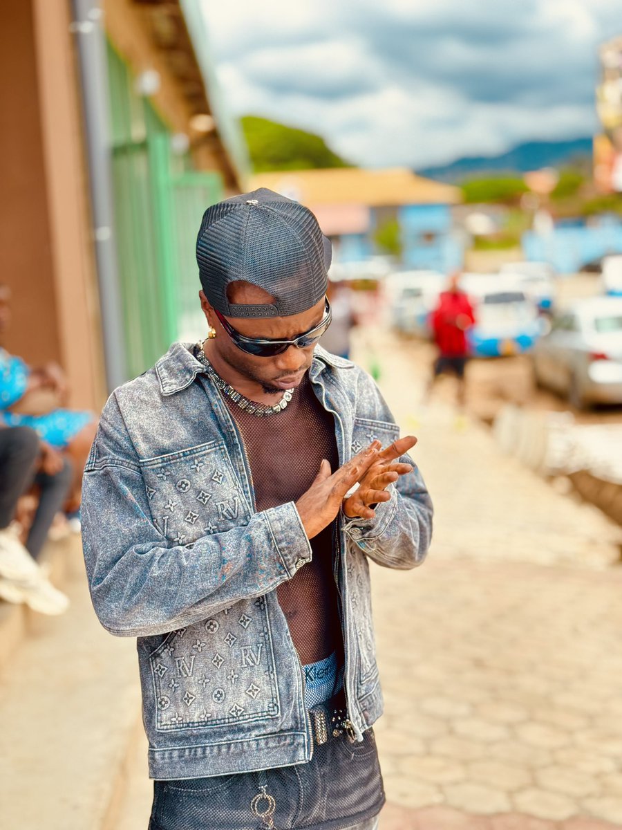 Vy’ukuri uko dusa siko dusa ! Turonse agafaranga tugasa neza mu bandi 💁🏾‍♂️