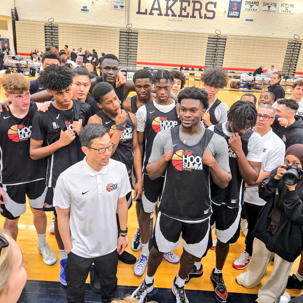 Short, but interesting scrimmage from Nike Hoop Summit World Team. -Some jaw-dropping moments from VJ Edgecombe in transition, and impressive shooting -AJ Dybantsa's scoring instincts on full display -Nolan Traore ran the show unselfishly taking the paint and spraying passes