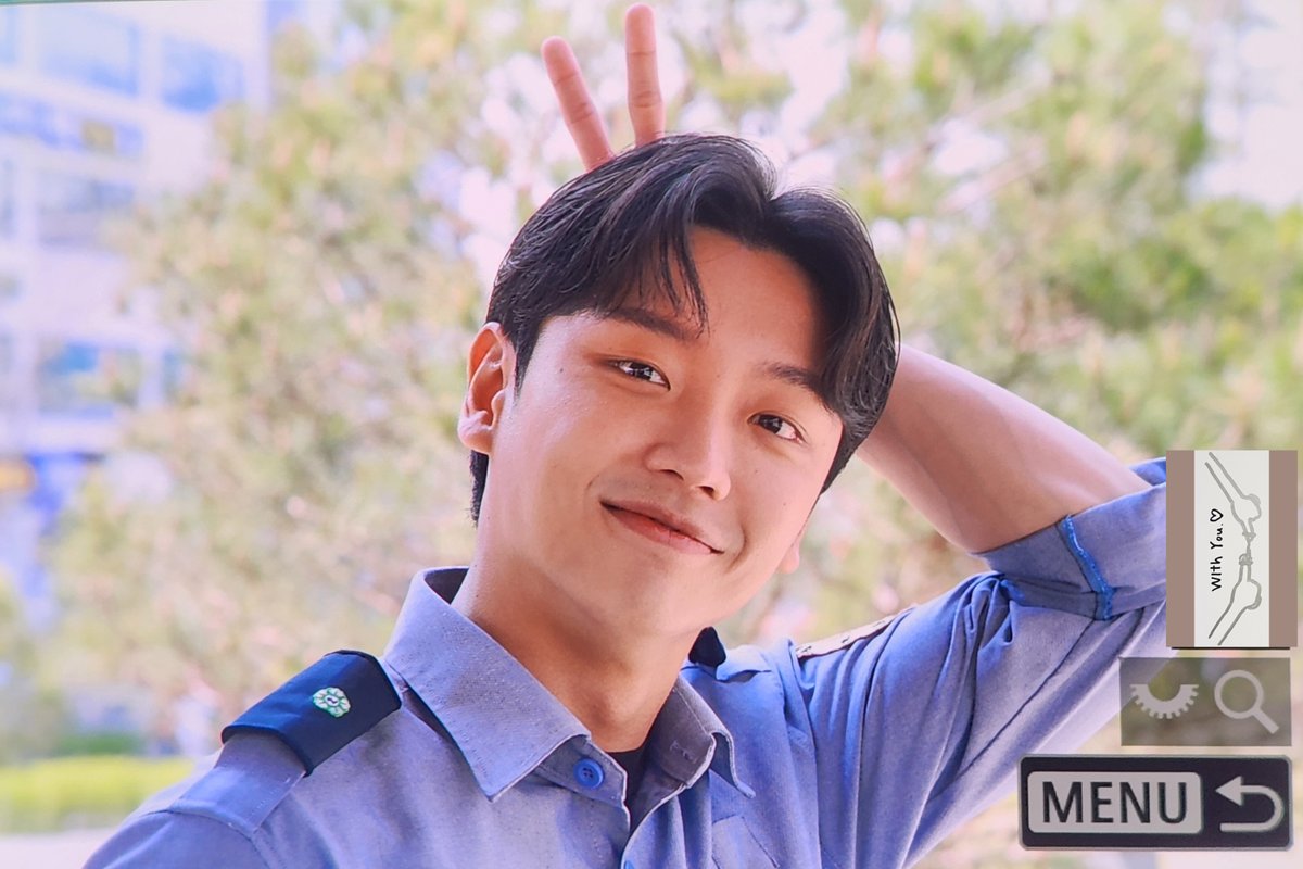 with_you_w's tweet photo. 240412 #김정민_체대🫡

✌🏻

#ESON #이슨
#슨샤인투더맥스
#ESON_WITH_UNISON https://t.co/9pV4audX0M