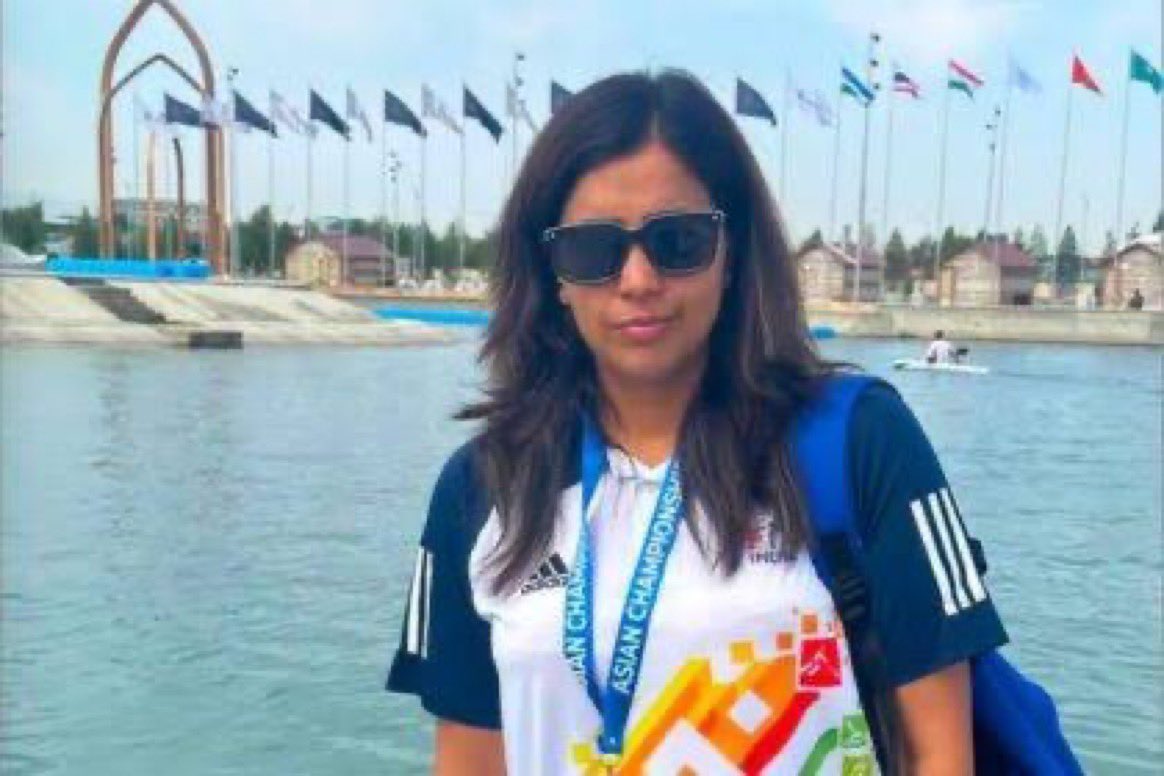 Kashmir's Water Queen Bilquis Mir scripts HISTORY becoming the first Indian woman to serve as a jury member in the Paris Olympics. Heartiest congratulations and wishes for the future 
#BilquisMir
#NariShakti #WomenEmpowement 
#SwatiTandon101