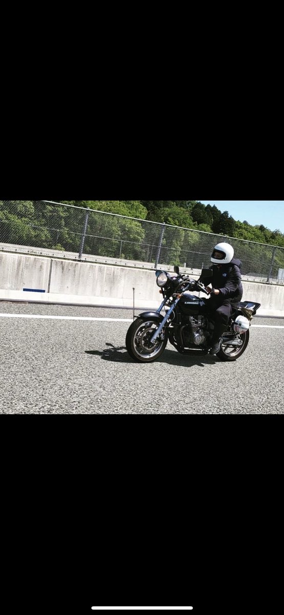 6kqDc's tweet photo. ゼファー400売ります
車検取得やその他諸々で値段は変わりますが、60-70です。

DMかリプライで質問頂けると助かります

#バイク売ります 
#バイク買います
#ゼファー400売ります
#XJR400売ります
#cb250n売ります
#cb250t売ります
#cb400n売ります
#gsx250e売ります https://t.co/YjD3eSyuBv