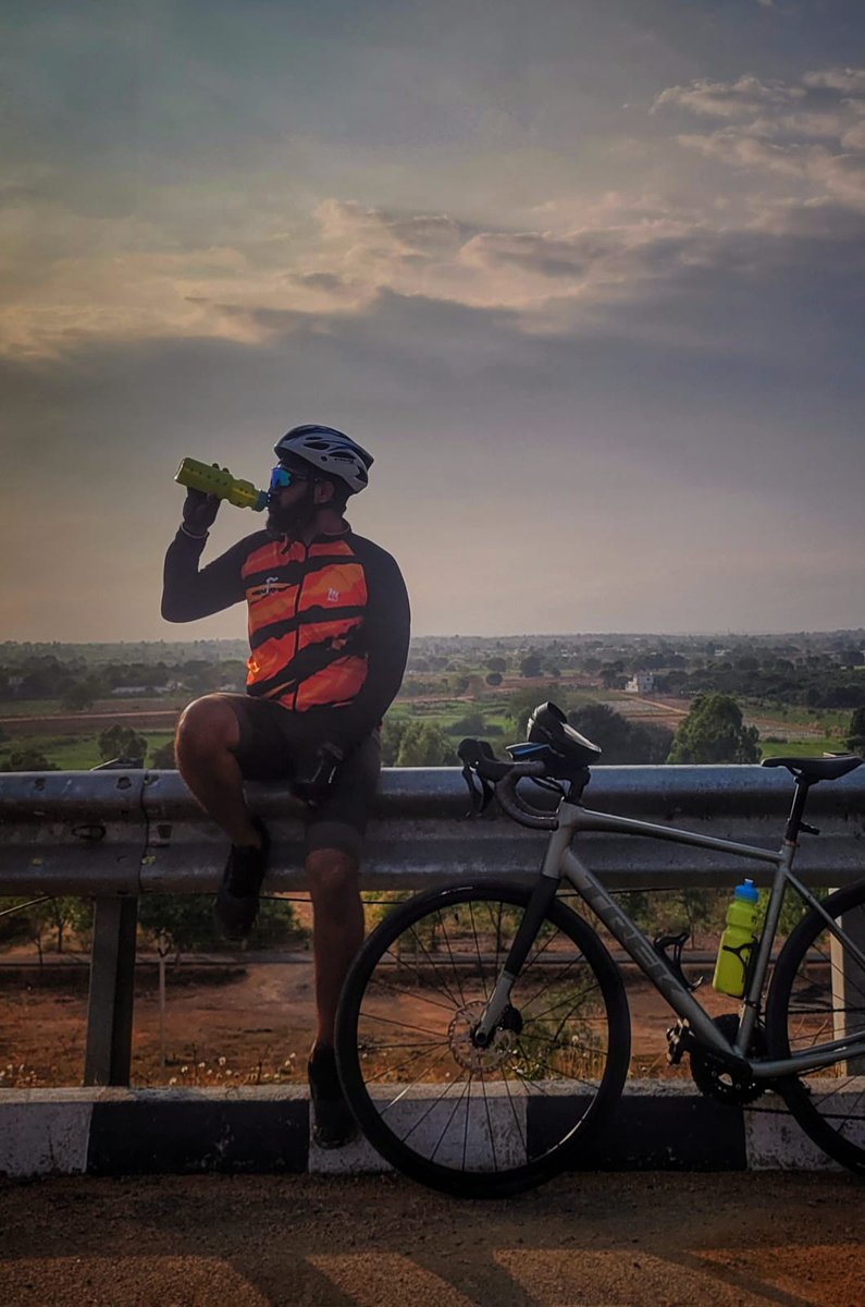 #Happyhyderabad Cycling Ride to #Kondapochamsagar Century Ride Thanks everyone for joining #HyderabadCyclingRevolution #hyderabadactivemobility #CyclingCommunityOfHyderabad #HappyHyderabadEast #HappyhyderabadWest #HappyhyderabadNorth #HappyHyderabadSouth