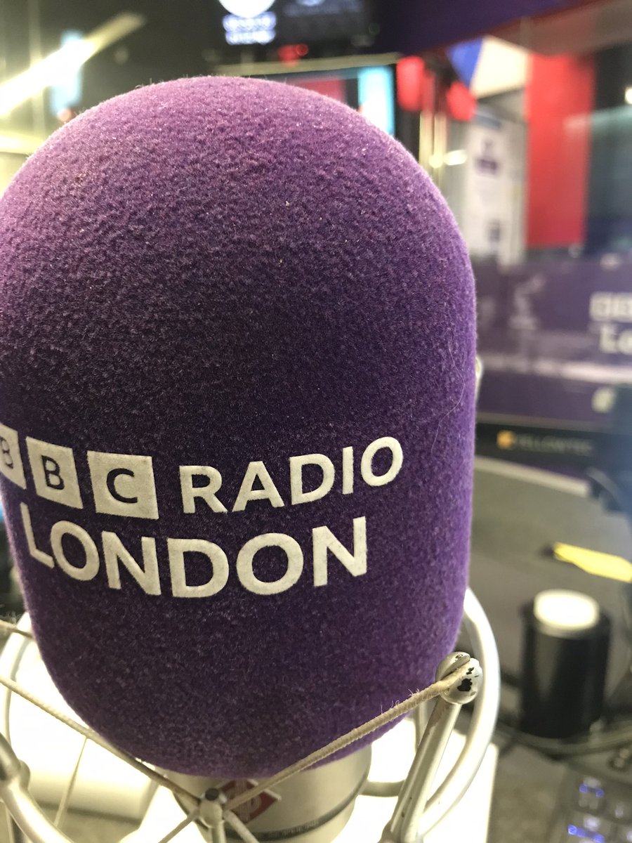 Morning! Keeping you company at Fri Breakfast on @BBCRadioLondon 6-10am. Latest news and travel obvs. Also marathon. And the morning routines you cannot be without! - what’s yours?? Plus London goes bananas for bananas 😊 x
