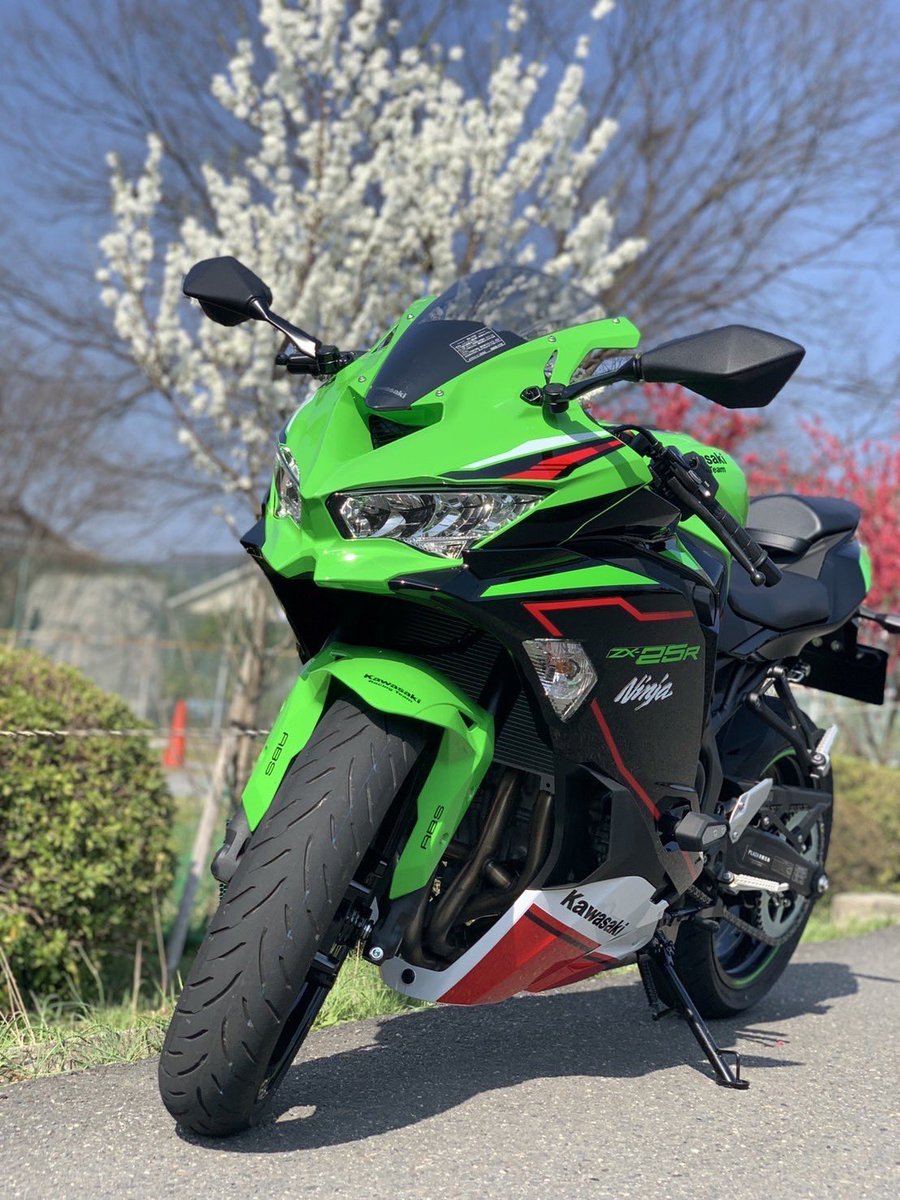 『Kawasaki 
Ninja ZX-25R SE KRT EDITION』

249㎤並列4気筒エンジンを搭載したスーパースポーツモデル‼️

#garagedeepa
#ガレージディーパ

#バイク
#カワサキ
#ニンジャ
#カワサキニンジャ
#カワサキバイク
#kawasaki
#kawasakininja
#ninja
#kawasakininjalife