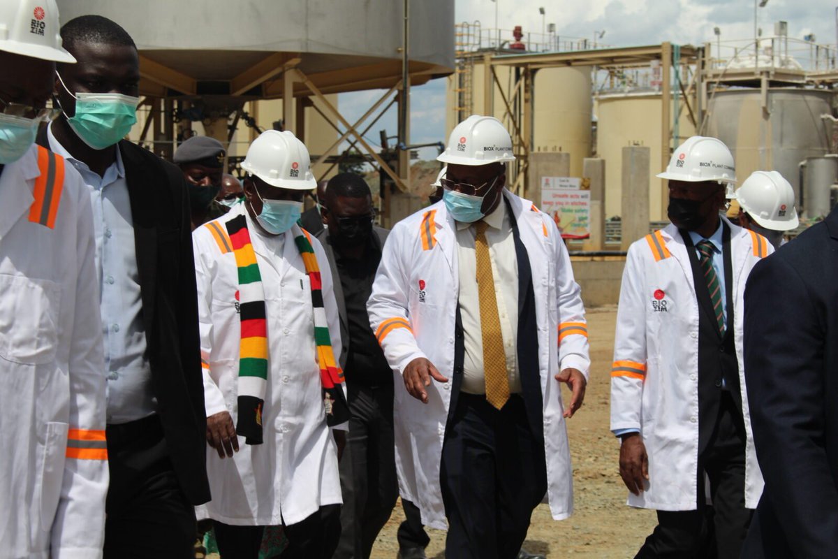 Today H.E Pres @edmnangagwa will officially commission Kamativi Mining Company (KMC) Phase 1 processing plant which will handle 300,000 tonnes & produce 50,000 tonnes of concentrate, with the 2nd phase expected to handle 2.3 tonnes & produce 300,000 tonnes per annum.