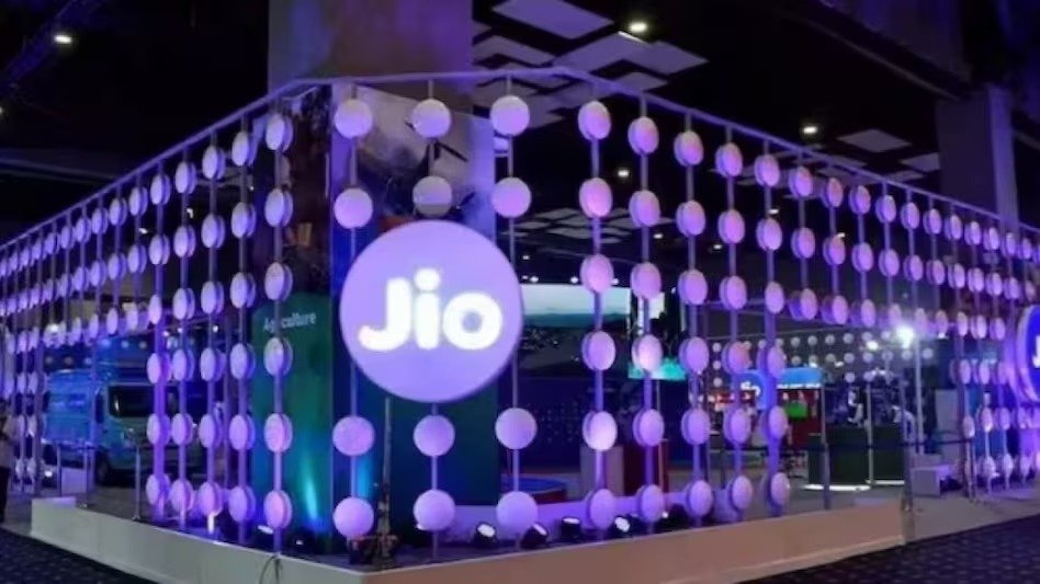 👉Buy JioFin above 372.50;
✍️Target 374.50, 378.50, 388.50;
❌Intraday Strict SL 368.10;

❌Delivery Strict SL 365.30;

🕺Blind Buy above 378.85;

#JioFin
#ContextualizePb 
twitter.com/ContextualizePb 
t.me/ContextualizePb

💃 Live with Zest 💃