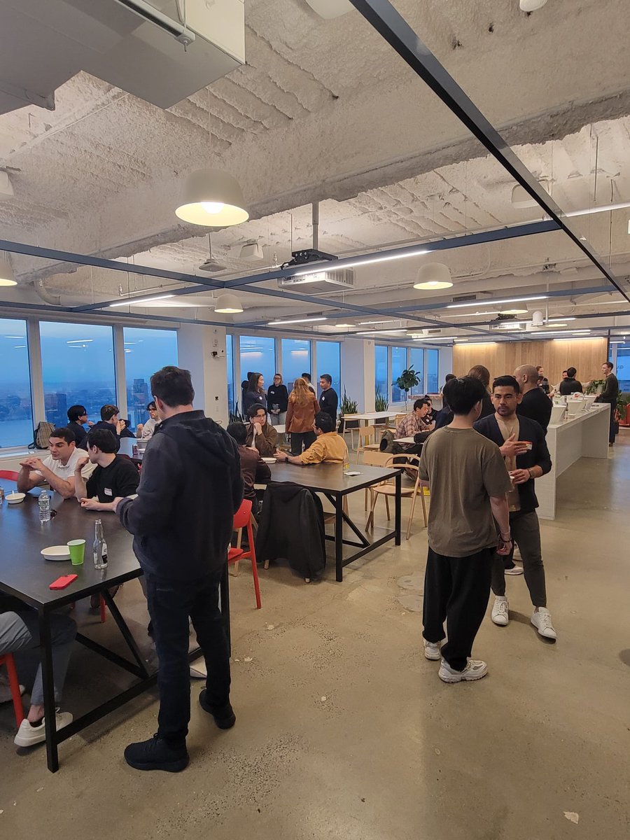 UscBruin's tweet image. Love meeting with gustomers, other founders, and investors!  

Excited about #irvinetechweek next week!  @ArdiusTech @GustoHQ @serviceMob_Inc #Cstream @gumshoeventures