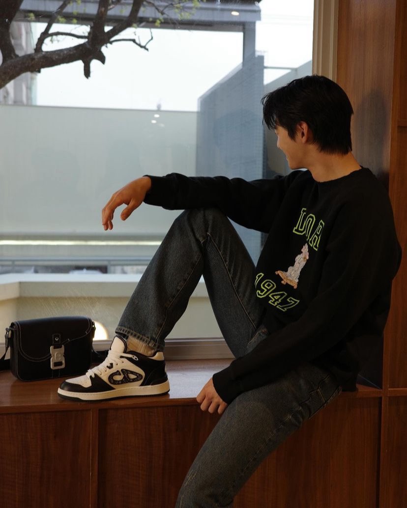 eunwoo archive tweet media