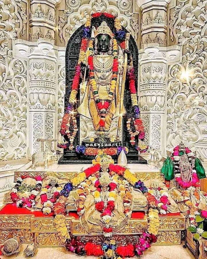 भगवान श्री राम की उपस्थिति में हर पल पवित्र है !
🌿🚩📿#जय_श्री_राम‌‌📿🚩🌿
