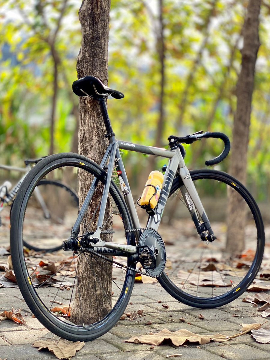 Teguuh_'s tweet photo. #fnfjb
Wts cinelli mash bolt 2.0
FS : 16.000.000
FB : 25.000.000
Lokasi denpasar bali
Kirim” via toped 
Wa 081246411965 https://t.co/8ELEtayo8w