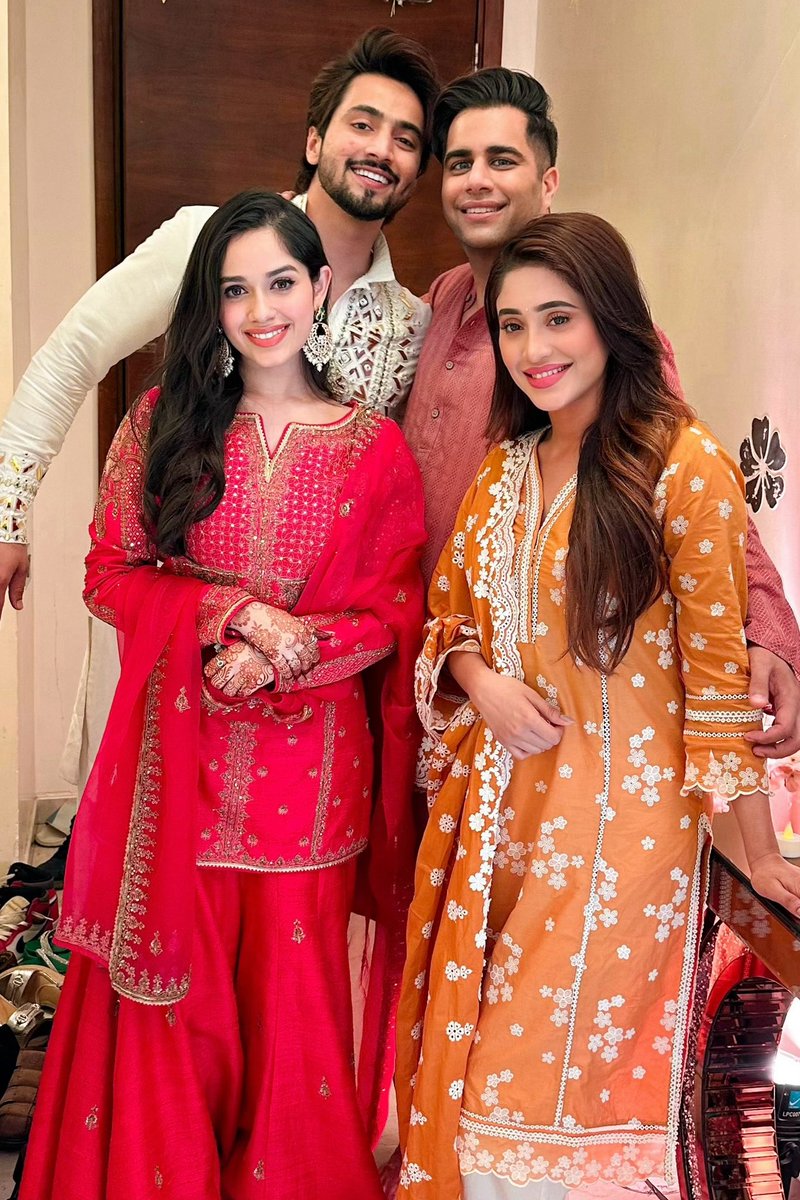 TheRajivAdatia's tweet photo. Us!! ❤️❤️❤️❤️ @jannat_zubair29 @Mr_Faisu_07 @shivangijoshi10 https://t.co/MaI10ZzvFb