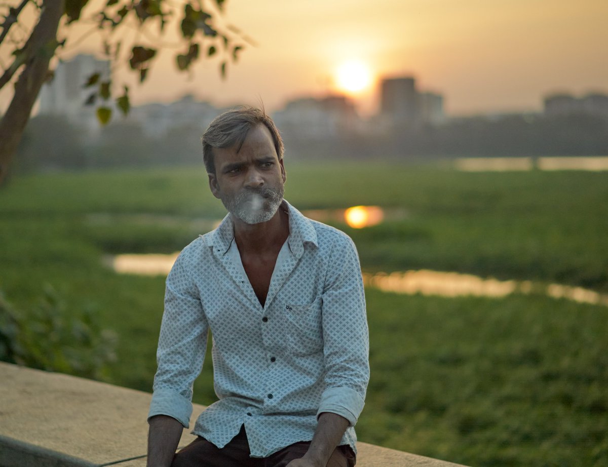 Mumbai 28.01.2024 #Mumbai #portrait #goldenhour #India #streetphotography #streetphotographer #streetportrait