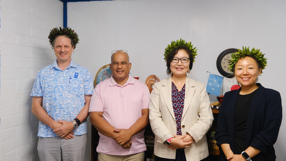 Resident Representative @TuyaLive recently met with Pohnpei State 🇫🇲 Governor Stevenson A. Joseph to discuss development priorities: climate resilience, disaster risk management and improved public service delivery. Learn more ➡️ undp.org/pacific/press-… #UNDPMicronesia