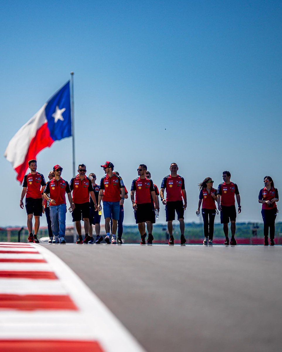 #AmericasGP 

Tex Team Rodeo 🎸🎡🇺🇸 

#Go1Free